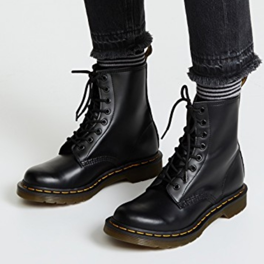 Dr Martens 1460 Black Smooth Classic Combat Boots